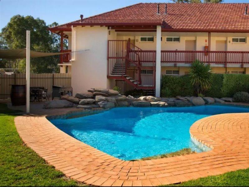 Vine Inn Barossa Ньюеріутпа Екстер'єр фото